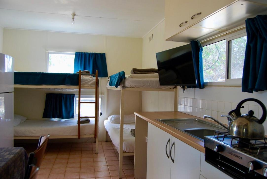 Coral Coast Tourist Park Hotel Carnarvon Kültér fotó